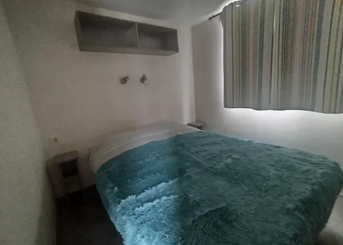 Parque de Campismo Casinhas Do Alentejano - Lands House *